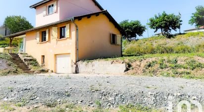 Maison 4 pièces de 115 m² à Longessaigne (69770)