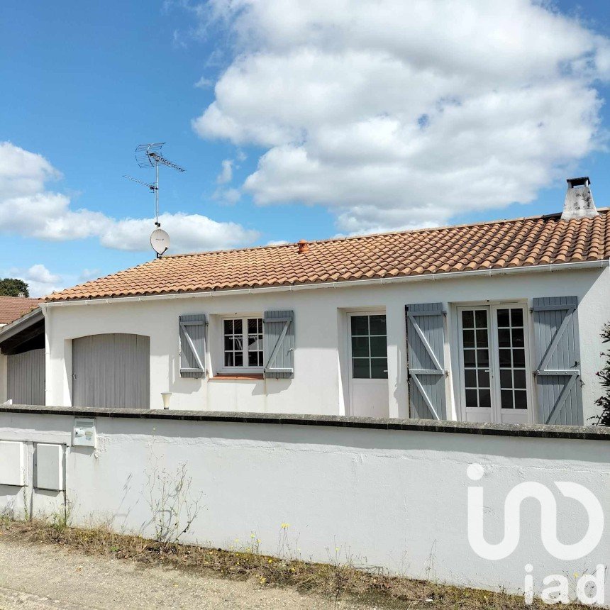 Vente Maison 74m² 3 Pièces à L'Aiguillon-sur-Mer (85460) - Iad France