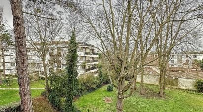 Appartement 5 pièces de 130 m² à Vaucresson (92420)