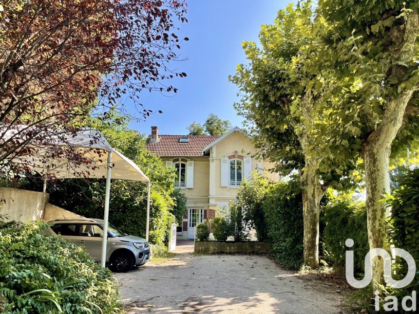 Maison 6 pièces de 185 m² à Vienne (38200)