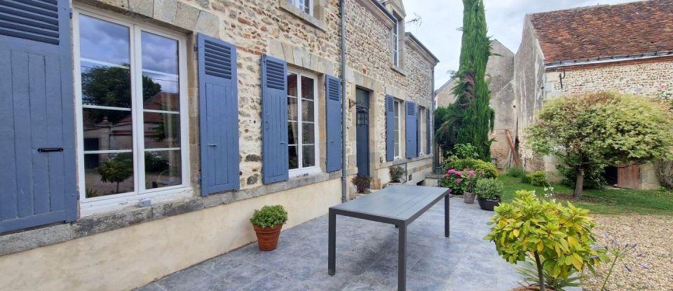 Maison 5 pièces de 79 m² à Saint-Benoît-sur-Loire (45730)