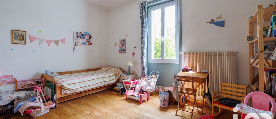 Maison de ville 5 pièces de 150 m² à Villefranche-sur-Saône (69400)