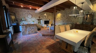 House 7 rooms of 188 m² in Moulézan (30350)