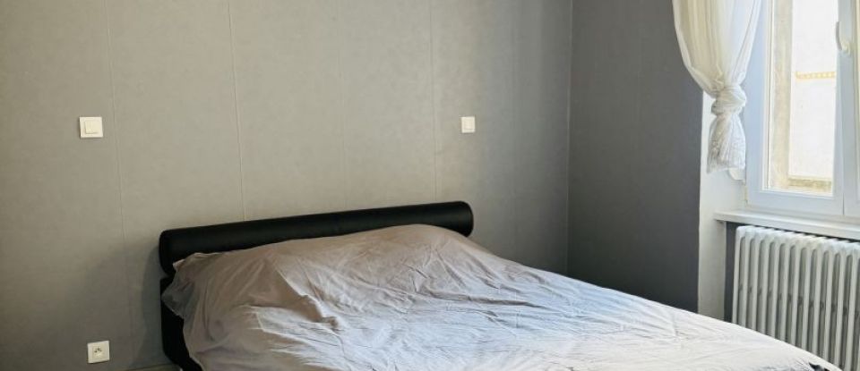 Maison 7 pièces de 162 m² à Longeville-lès-Saint-Avold (57740)