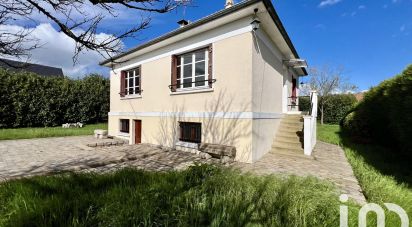 Traditional house 3 rooms of 120 m² in Villecresnes (94440)