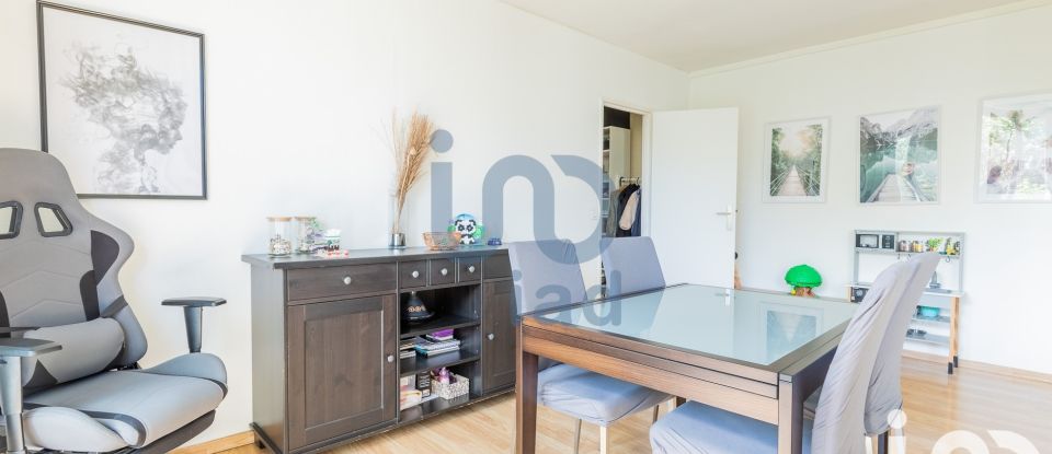 Apartment 5 rooms of 78 m² in Villejuif (94800)