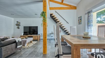 Maison 4 pièces de 153 m² à Carignan-de-Bordeaux (33360)