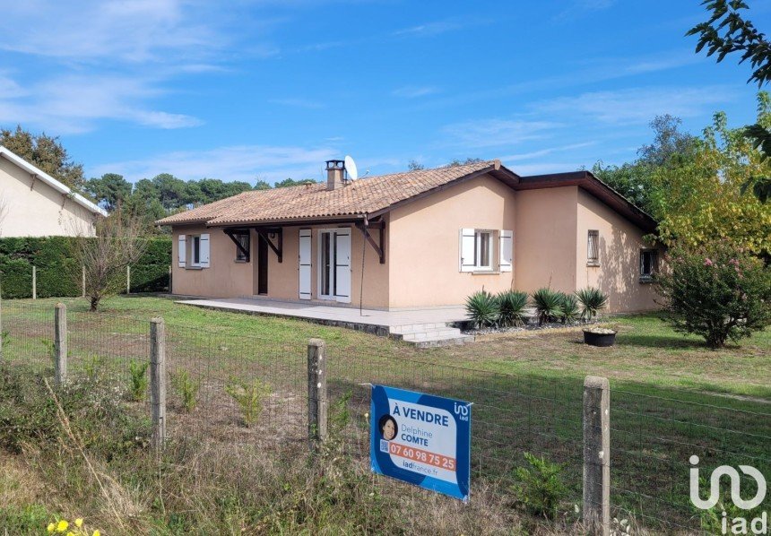 House 4 rooms of 85 m² in Sanguinet (40460)