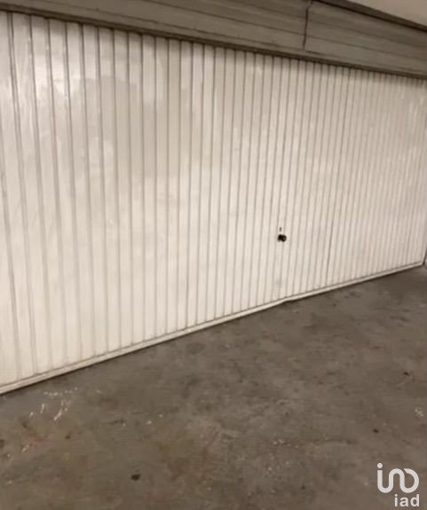 Parking/garage/box de 22 m² à Créteil (94000)