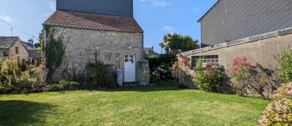 House 10 rooms of 208 m² in Cherbourg-en-Cotentin (50120)