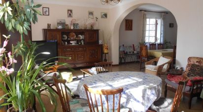 House 5 rooms of 122 m² in Noaillac (33190)