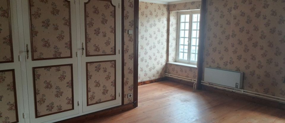 House 6 rooms of 144 m² in Saint-Jean-d'Angély (17400)