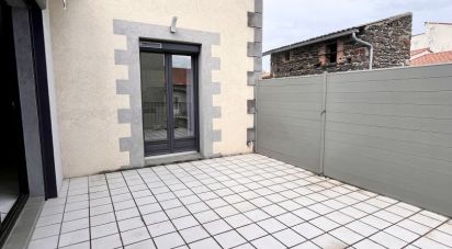 House 8 rooms of 185 m² in Châteaugay (63119)