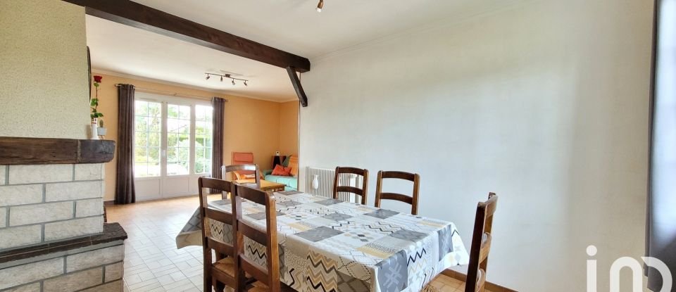 House 5 rooms of 114 m² in Langouet (35630)