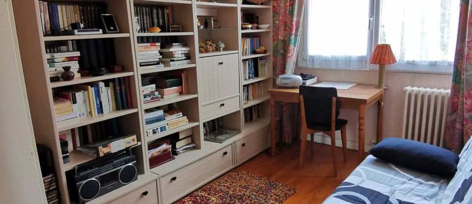 Appartement 4 pièces de 90 m² à La Rochelle (17000)