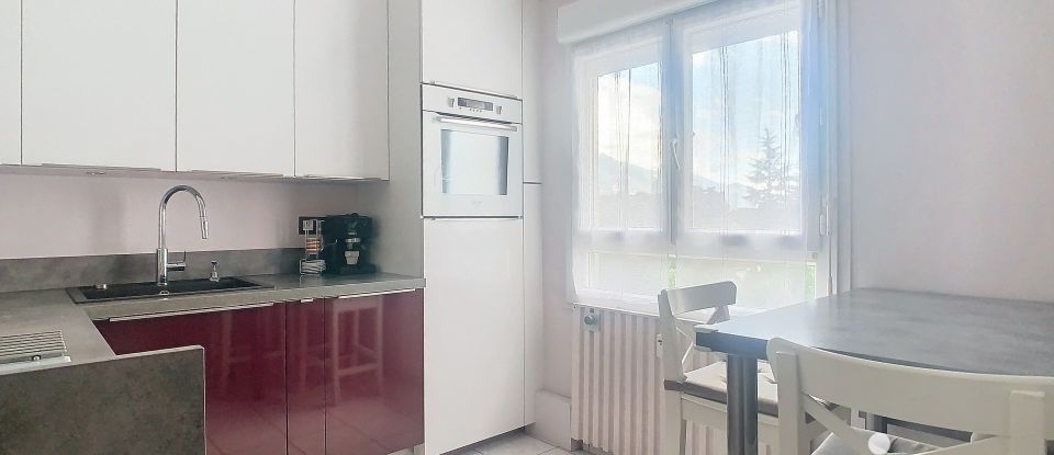 Apartment 4 rooms of 75 m² in Le Champ-près-Froges (38190)