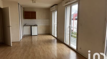 Apartment 1 room of 33 m² in Nantes (44100)