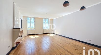 Apartment 3 rooms of 72 m² in Hauts de Bienne (39400)