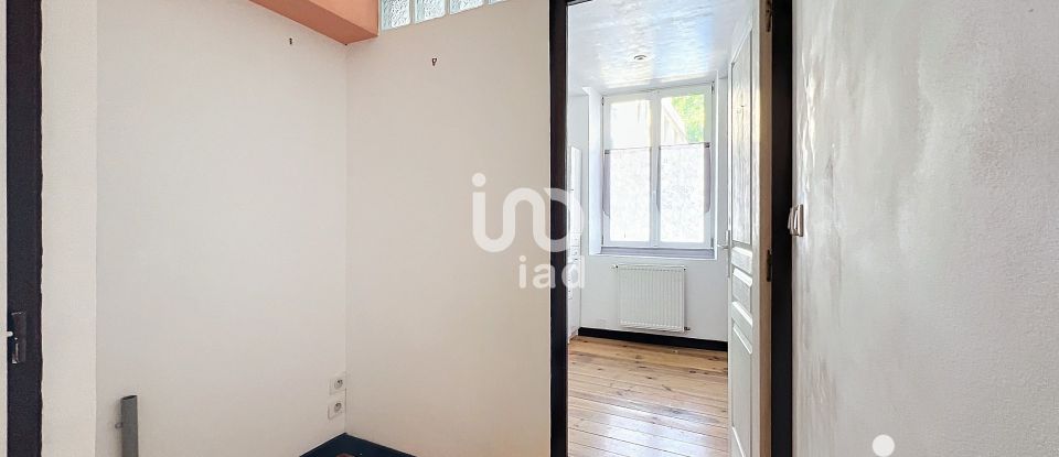 Apartment 3 rooms of 72 m² in Hauts de Bienne (39400)