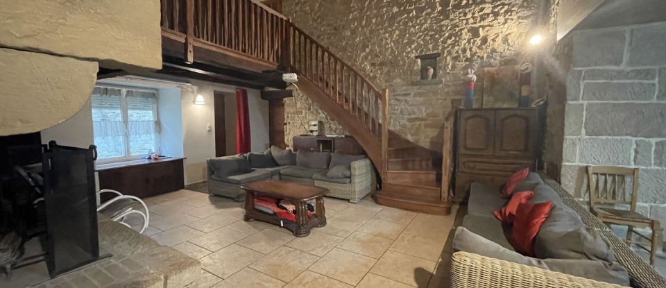 Maison 6 pièces de 248 m² à Ainvelle (88320)