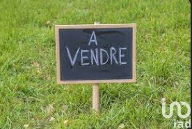 Land of 341 m² in Saint-Denis (97490)