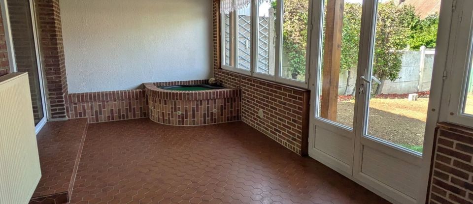 House 5 rooms of 102 m² in Cambrai (59400)