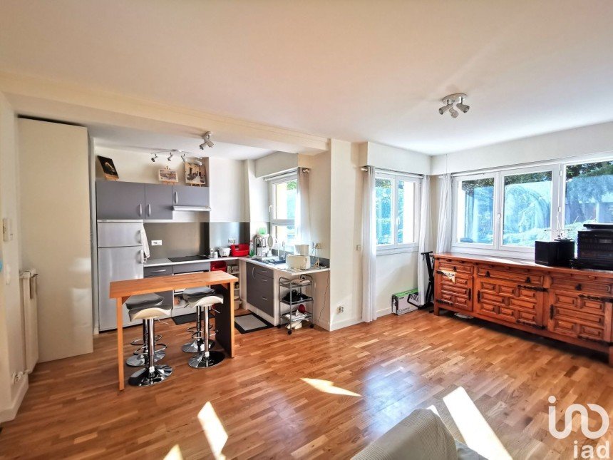 Apartment 2 rooms of 51 m² in Montrouge (92120)