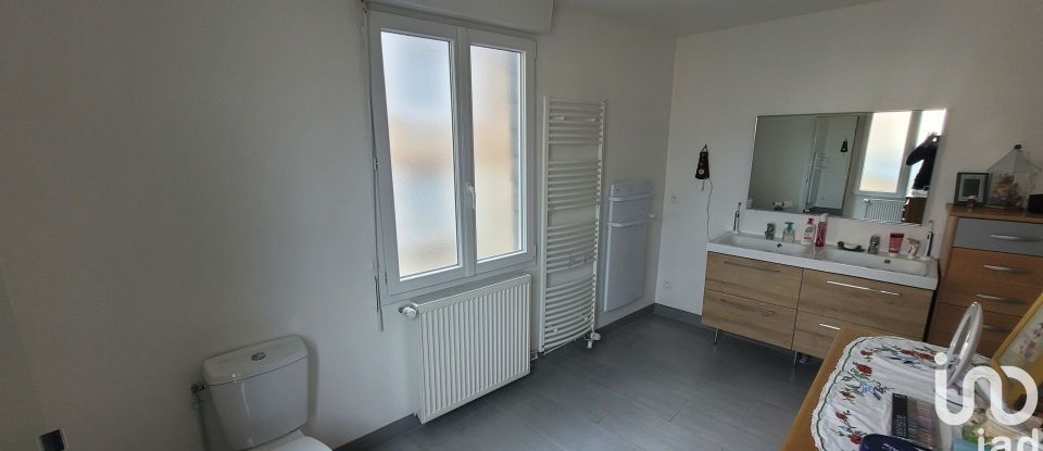 Maison 6 pièces de 175 m² à LIVAROT (14140)