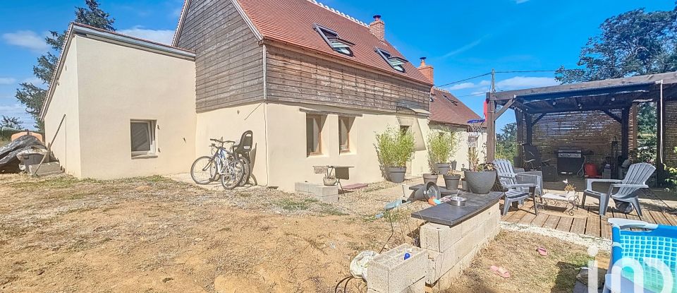 Maison 7 pièces de 132 m² à Cressanges (03240)