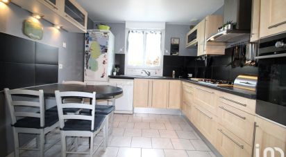 Maison 7 pièces de 130 m² à Verneuil-l'Étang (77390)