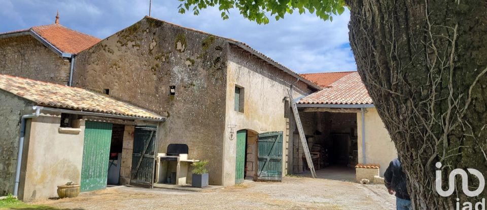 Maison de village 6 pièces de 172 m² à Guitinières (17500)