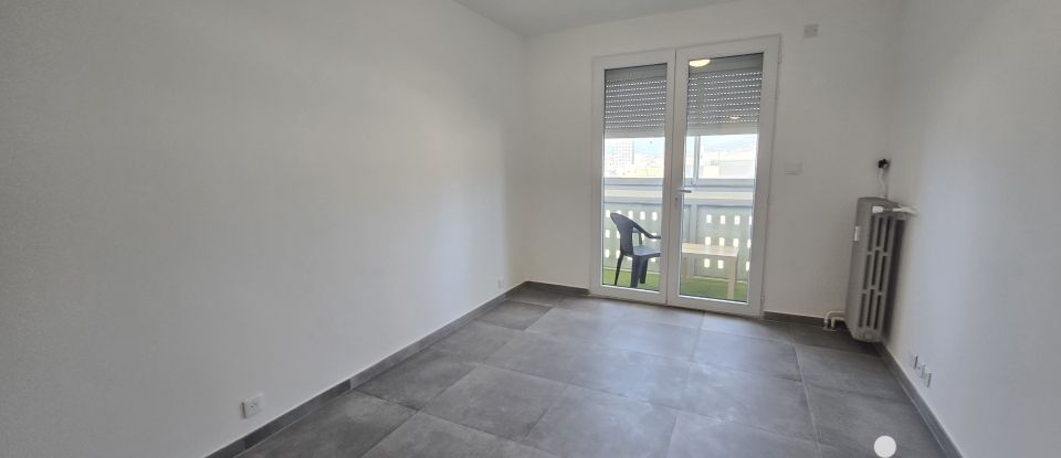 Apartment 3 rooms of 59 m² in Toulon (83000)