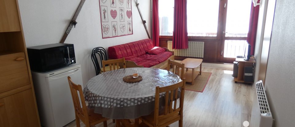 Apartment 1 room of 36 m² in LA MONGIE (65200)