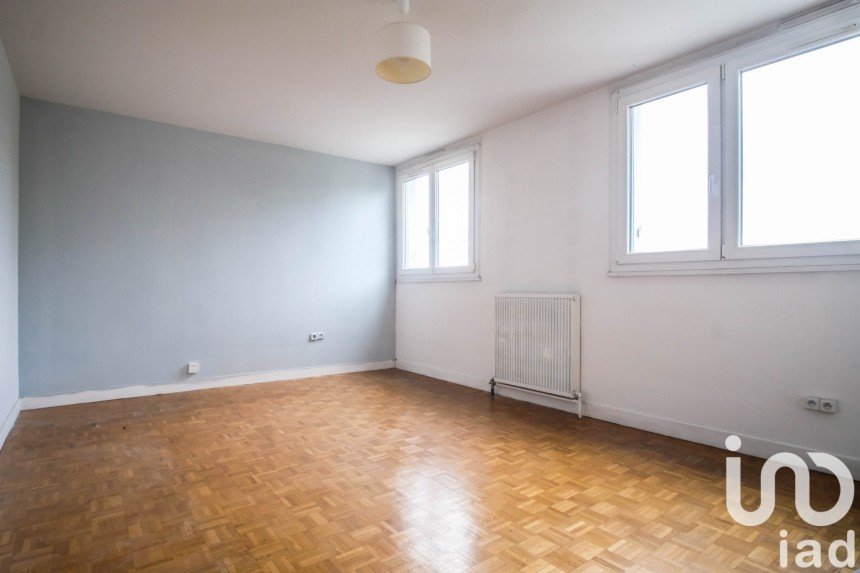 Appartement 4 pièces de 84 m² à Créteil (94000)