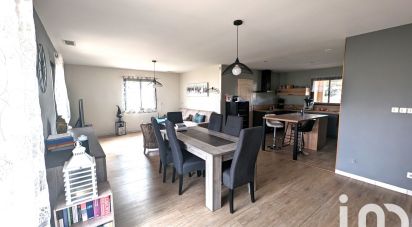 Maison 5 pièces de 167 m² à Ychoux (40160)