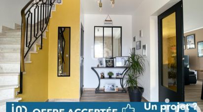 Traditional house 5 rooms of 97 m² in Nantes (44300)