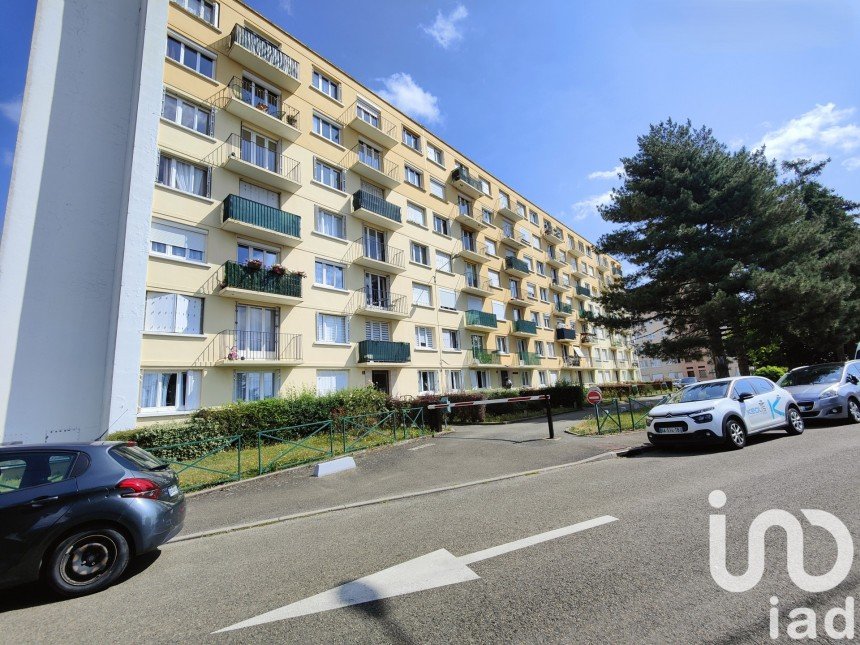 Appartement 4 pièces de 86 m² à Dreux (28100)