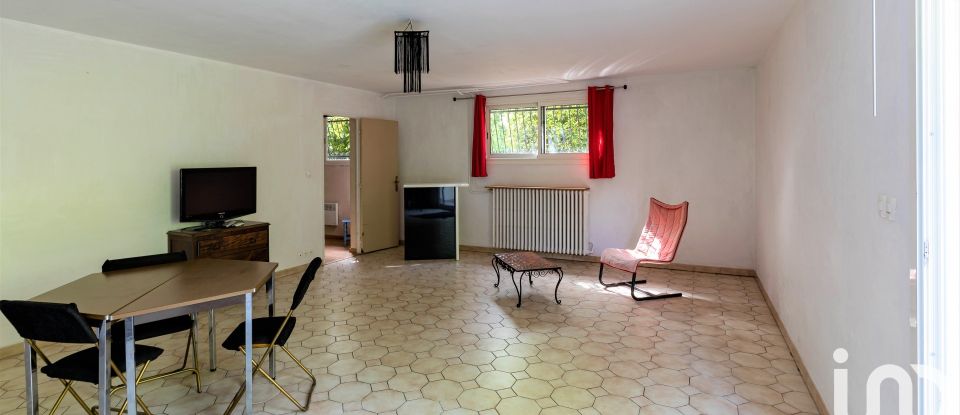 Maison traditionnelle 8 pièces de 279 m² à Lapeyrouse-Fossat (31180)