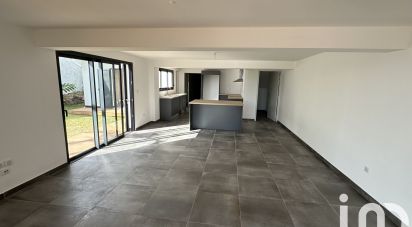 Maison 4 pièces de 121 m² à Saint-Leu (97436)