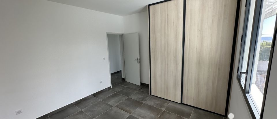 Maison 4 pièces de 121 m² à Saint-Leu (97436)