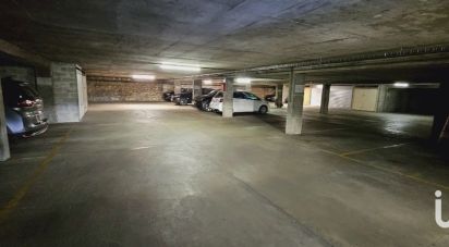 Parking of 12 m² in Créteil (94000)