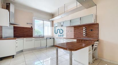 Maison 7 pièces de 235 m² à Béziers (34500)