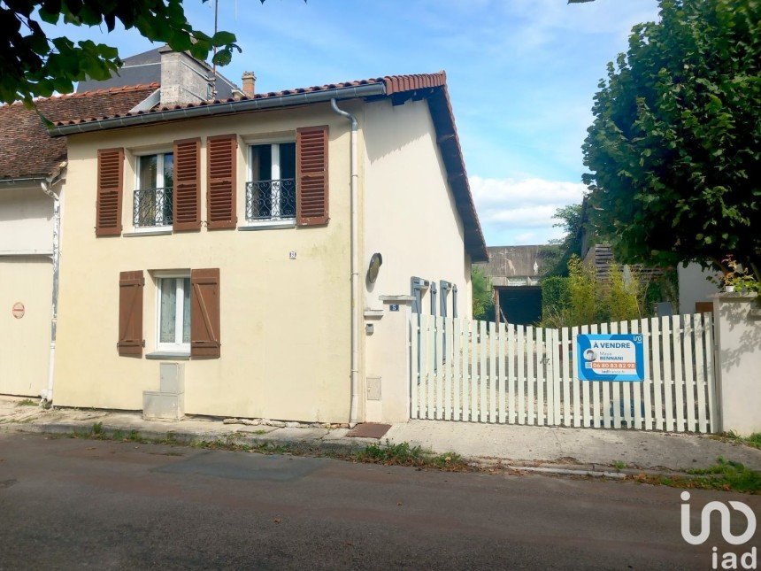 Maison 5 pièces de 98 m² à Brienne-le-Château (10500)