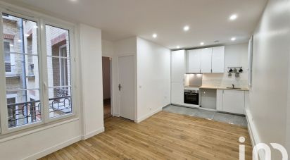 Appartement 3 pièces de 46 m² à Paris (75018)