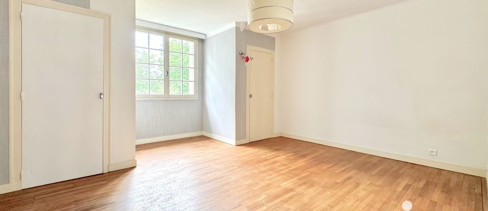 Demeure 9 pièces de 324 m² à Nantes (44300)