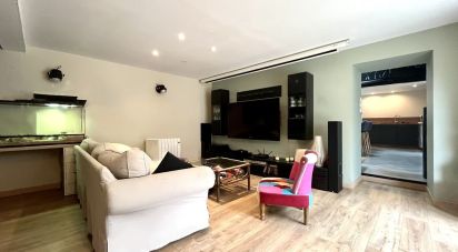 Maison 7 pièces de 230 m² à Sainte-Pazanne (44680)