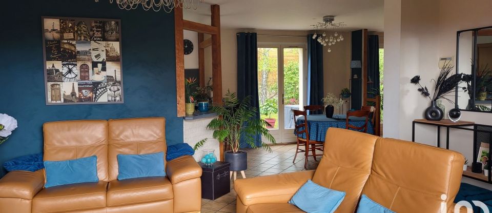 Maison 6 pièces de 120 m² à Méry-sur-Oise (95540)