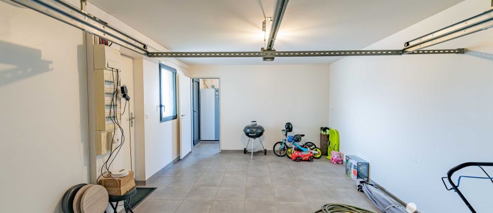 Maison 6 pièces de 127 m² à Os-Marsillon (64150)