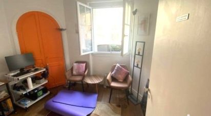 Appartement 2 pièces de 34 m² à Paris (75016)