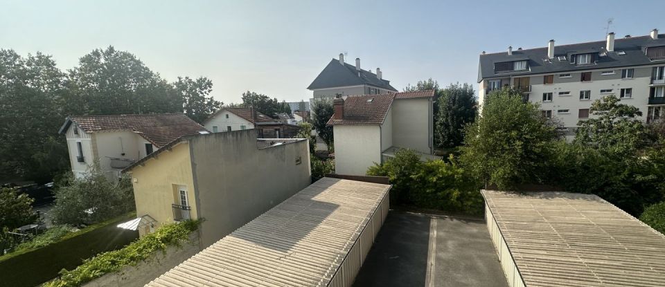 Apartment 3 rooms of 58 m² in Chatou (78400)